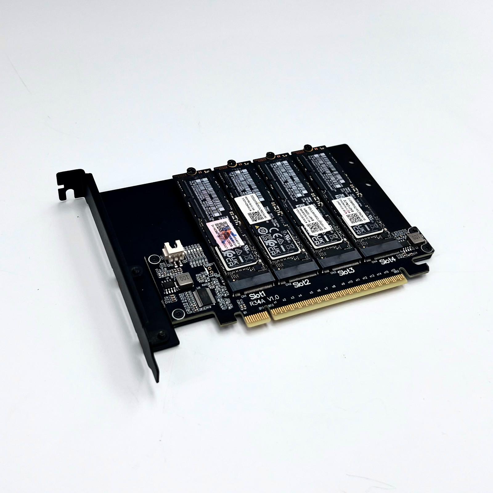 Scheda di espansione PCIe 5.0  - Quad M.2 Nvme Pcie Bifurcation Card recensione e prezzo